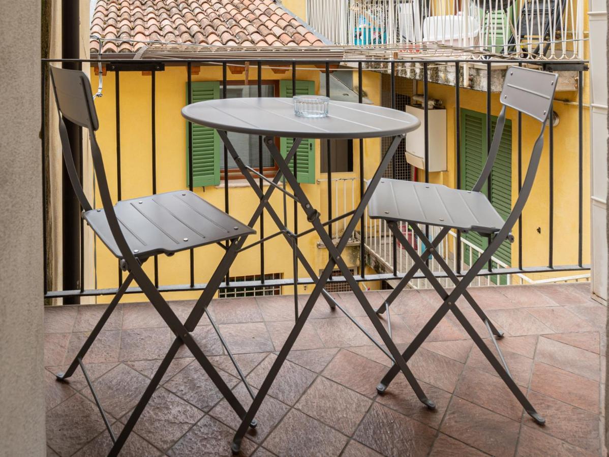 Stylish 2 Bedroom With Balcony เวโรนา ภายนอก รูปภาพ